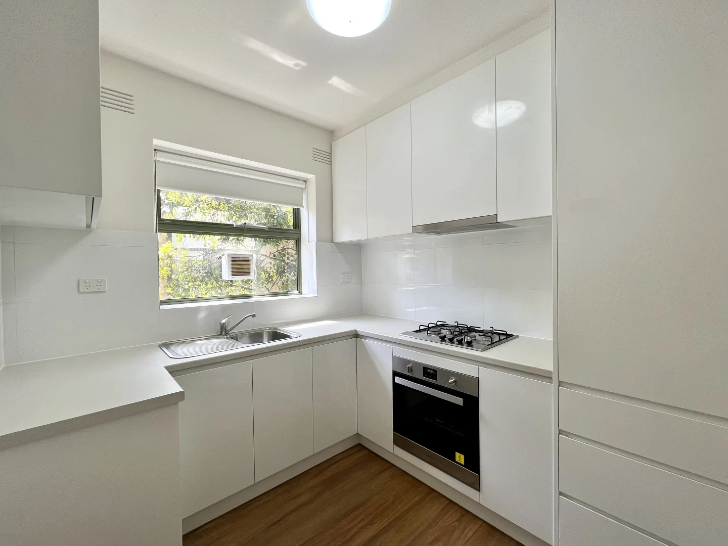 Additional image 4 of 8/41 Park Street, St Kilda West VIC 3182