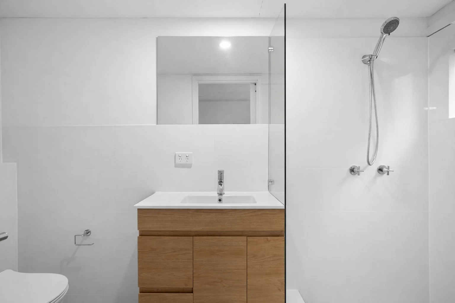 Additional image 9 of 1/44 Sunrise Boulevard, Surfers Paradise QLD 4217