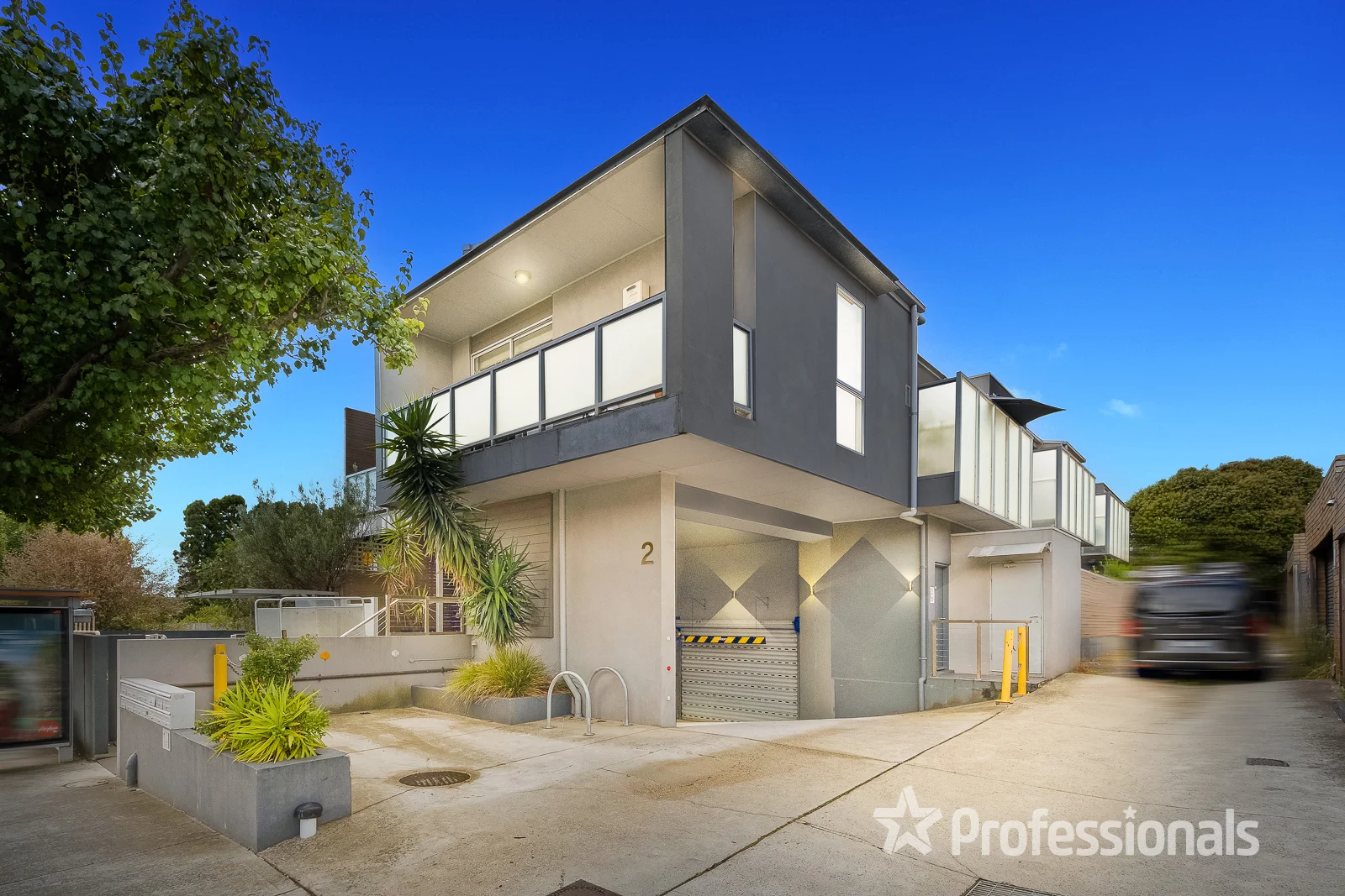 9/2 Middleborough Road, Burwood East VIC 3151