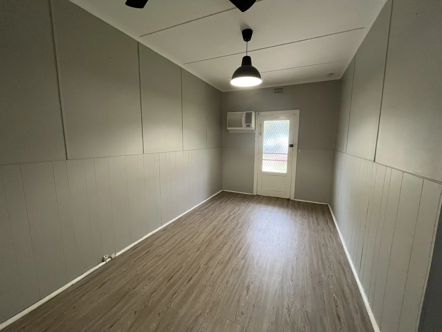 Additional image 2 of 1/102 Larmer Street, Narrandera NSW 2700