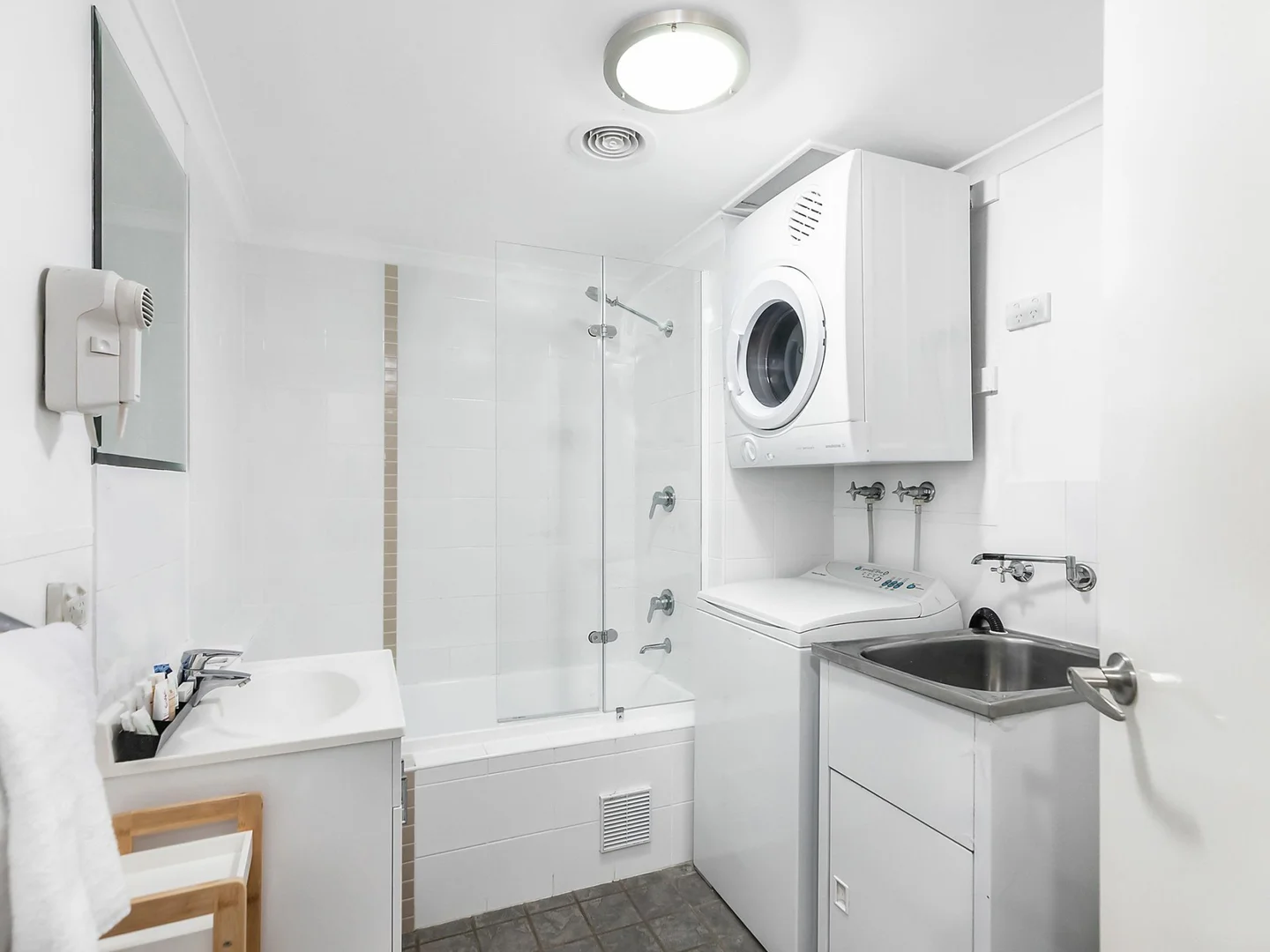 Additional image 6 of 405/18 Coral Street, The Entrance NSW 2261