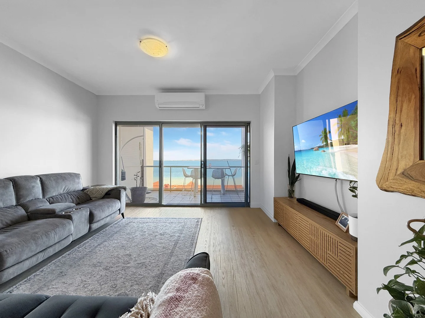 14/7 Railway Terrace, Rockingham WA 6168