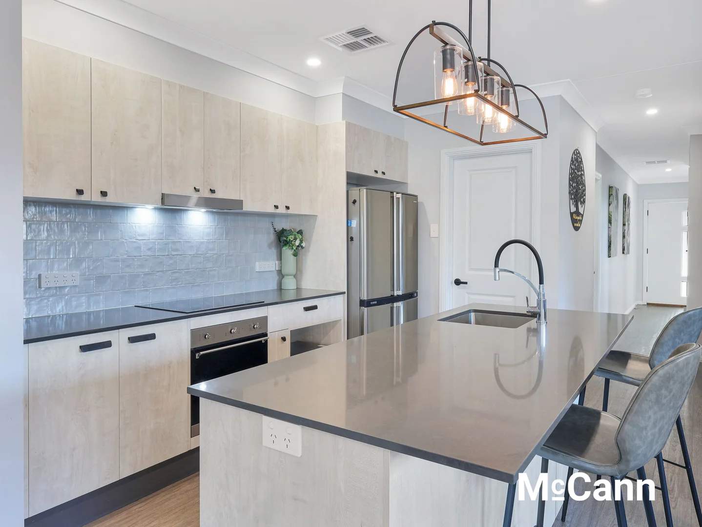 24 Green Avenue, Gunning NSW 2581 photo 2