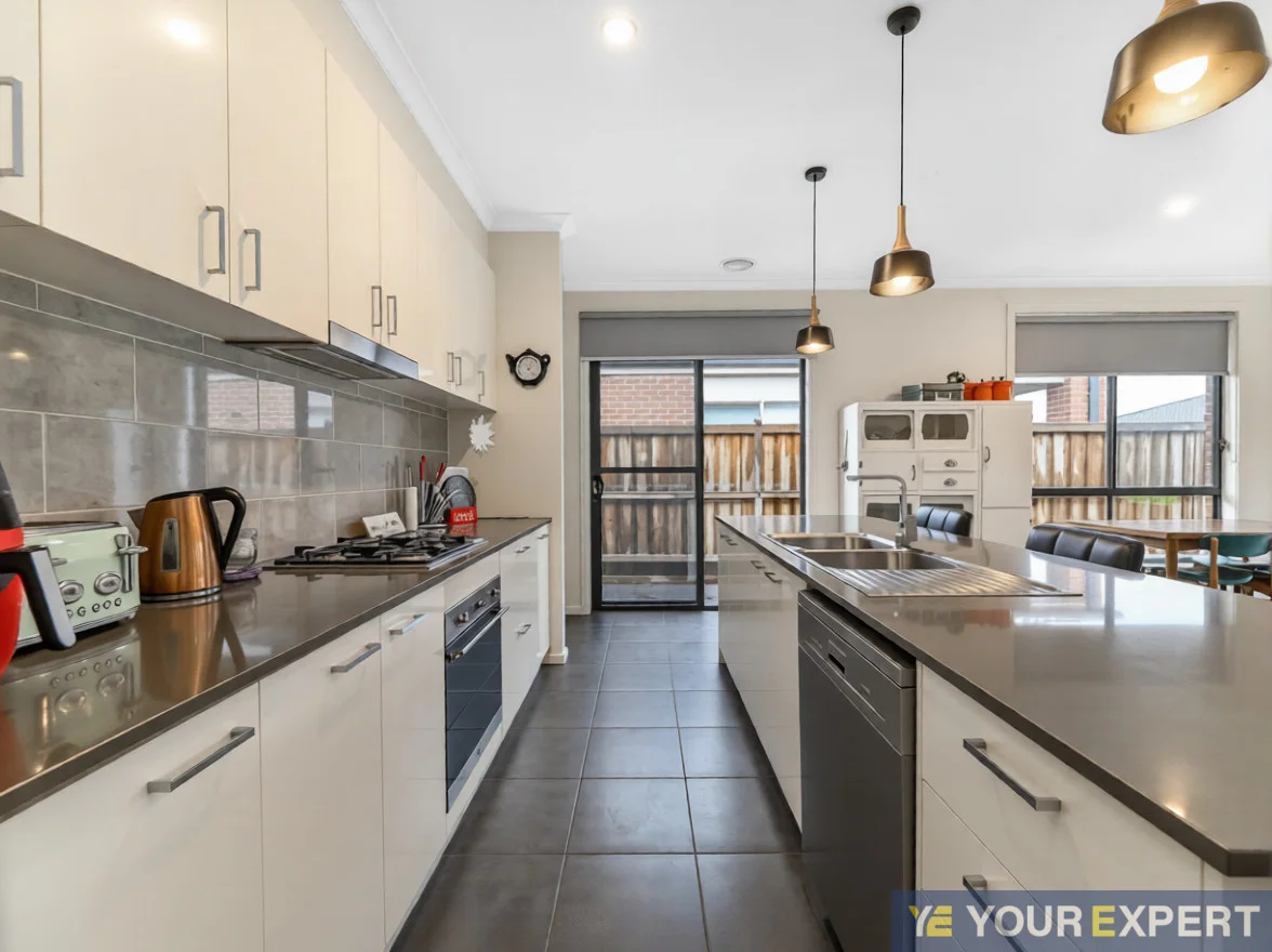 Additional image 2 of 50 Walhallow Drive, Clyde North VIC 3978