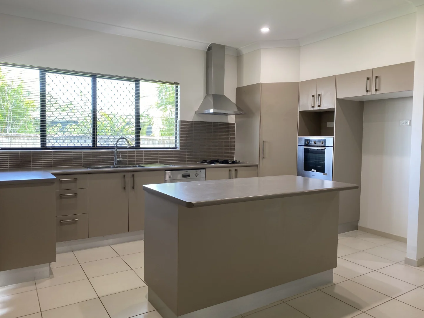 Additional image 2 of 7 Botany Avenue, Redlynch QLD 4870