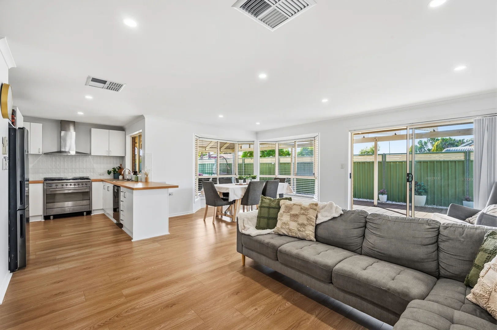 Additional image 2 of 20 Pridham Boulevard, Aldinga Beach SA 5173