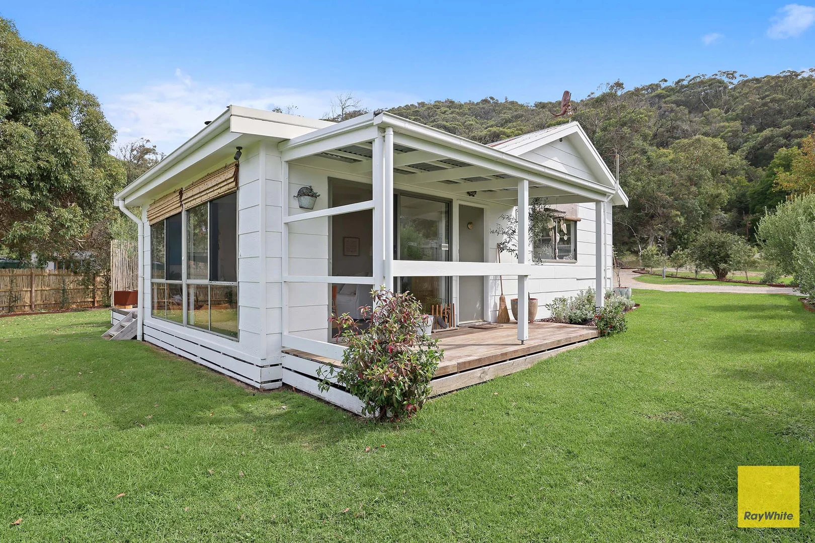 Additional image 2 of 24 Bayside Drive, Walkerville North VIC 3956