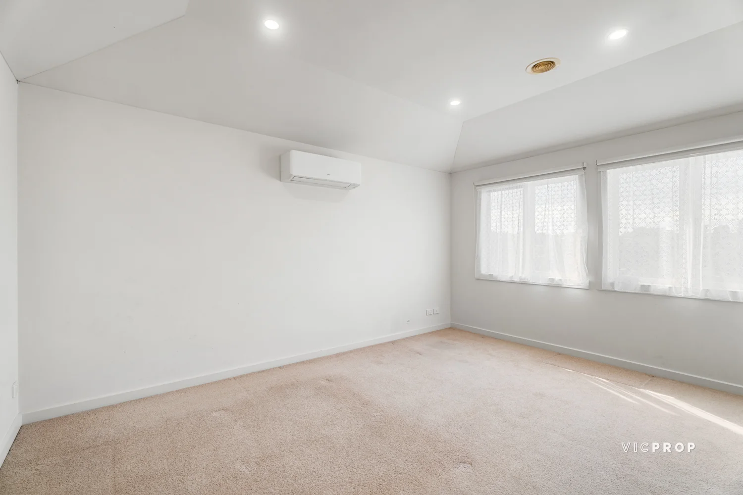 Additional image 9 of 2A Dianne Street, Doncaster East VIC 3109