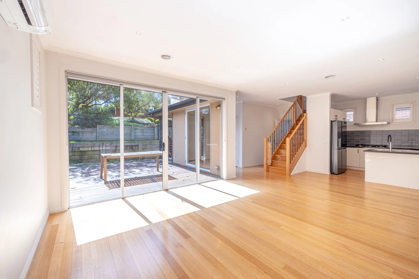Additional image 2 of 1/132 Ferntree Gully Road, Oakleigh East VIC 3166