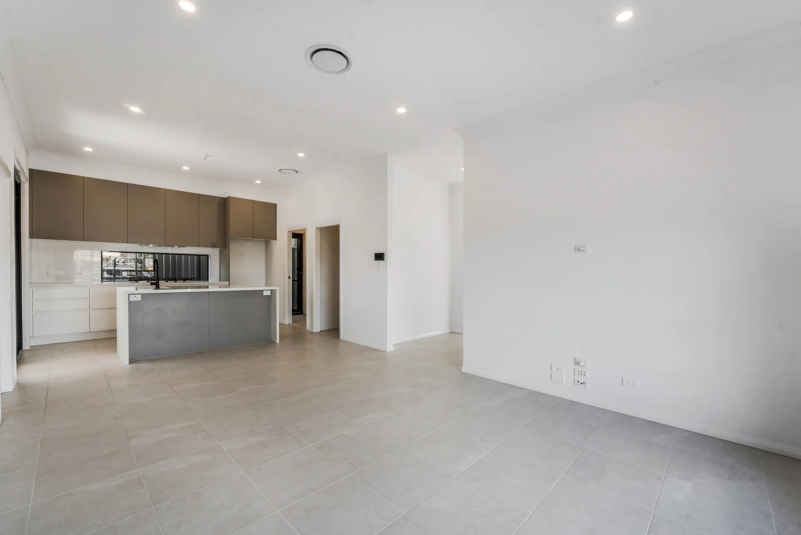 Additional image 11 of 362 Tenth Avenue, Austral NSW 2179