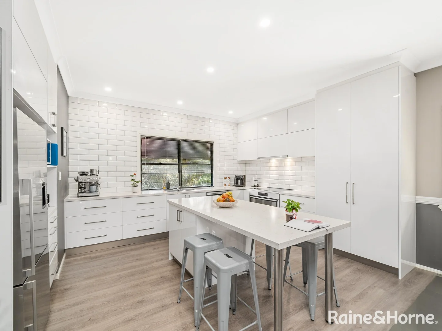 Additional image 5 of 28 Pascali Crescent, Eatons Hill QLD 4037