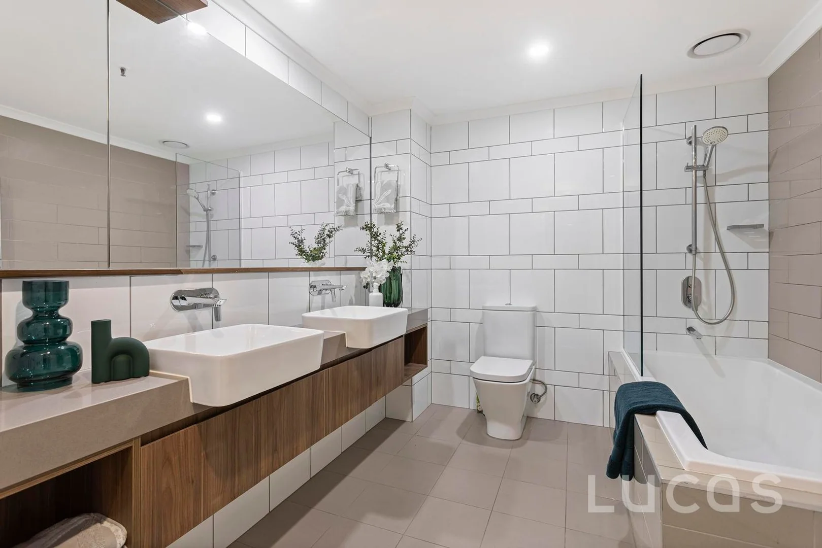 Additional image 10 of 1706/333 Exhibition Street, Melbourne VIC 3000