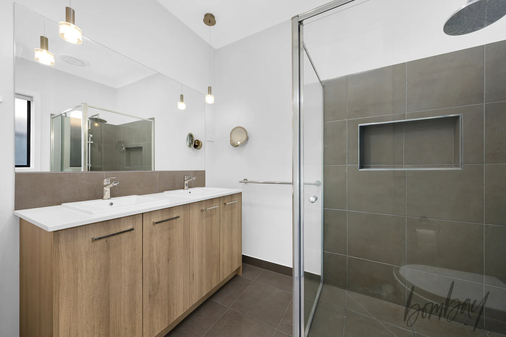142 Fairways Boulevard, Craigieburn VIC 3064