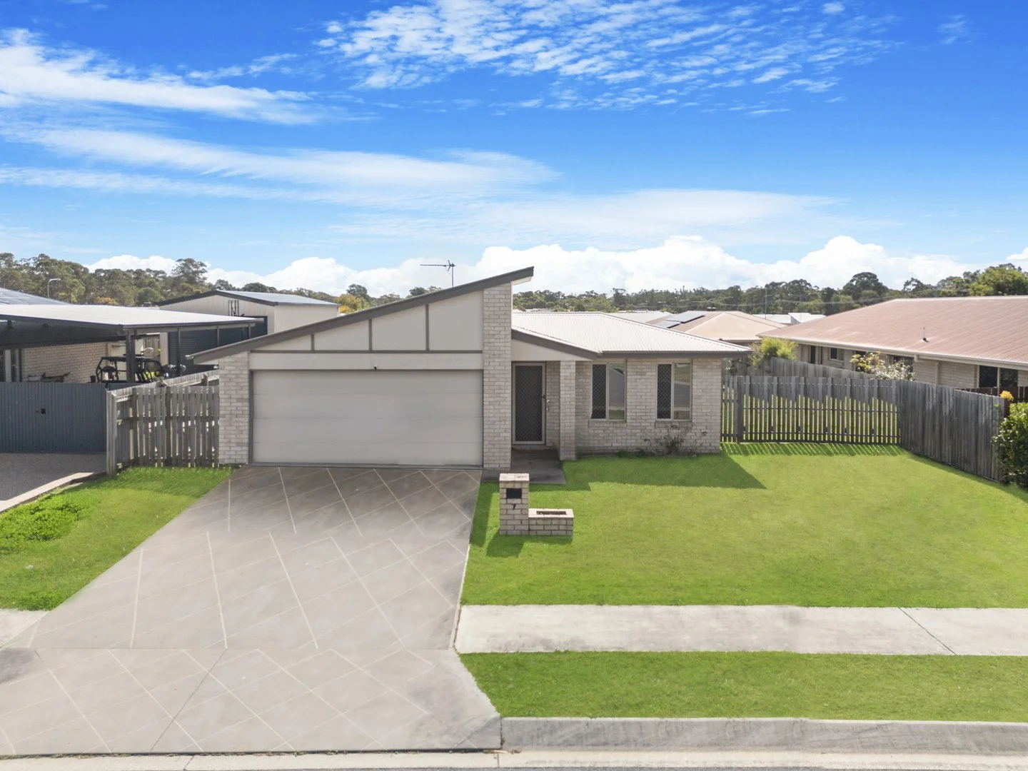 7 Shearwater Street, Kawungan QLD 4655
