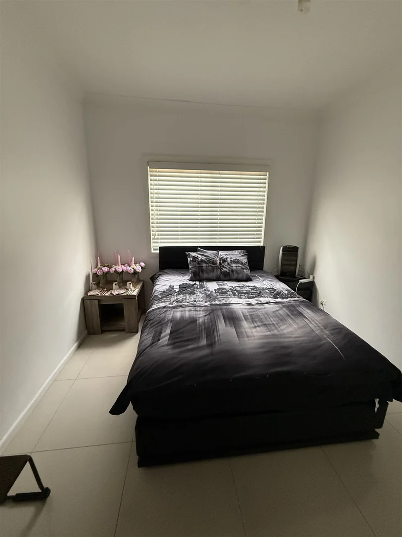 4 LOSCOE ST, Fairfield NSW 2165 photo 3