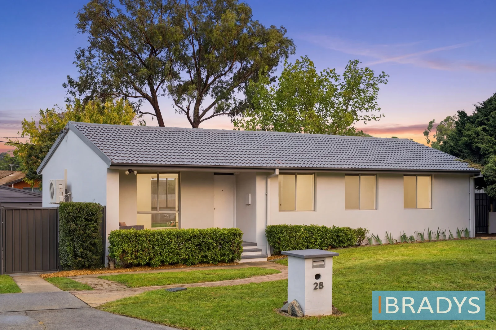 28 Cawthorn Crescent, Evatt ACT 2617