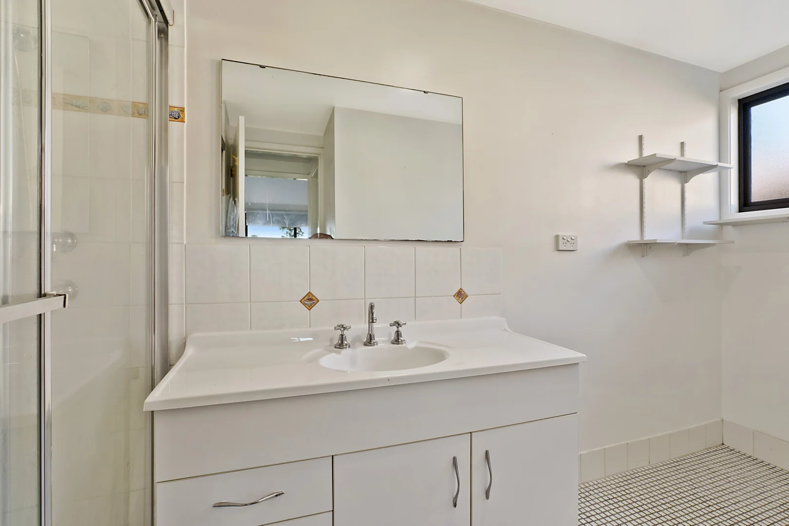 Additional image 6 of 5 Breton Close, Tenambit NSW 2323