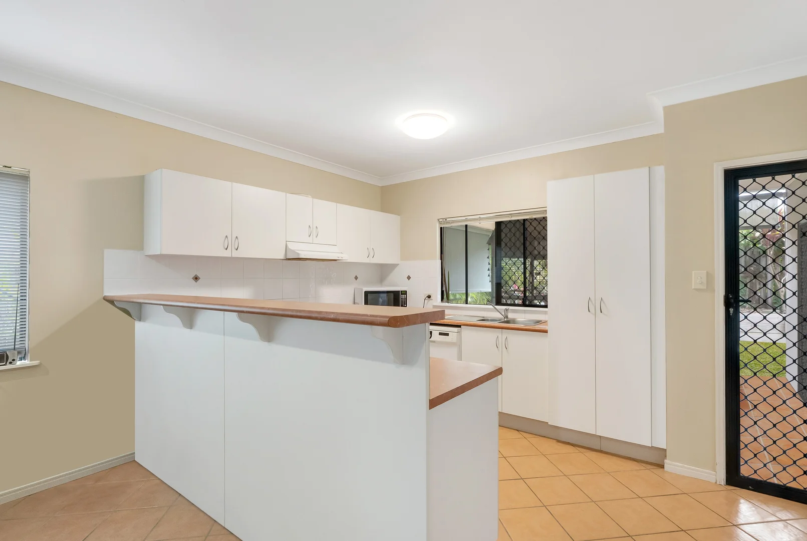 Additional image 5 of 7 Kirra Close, Kewarra Beach QLD 4879