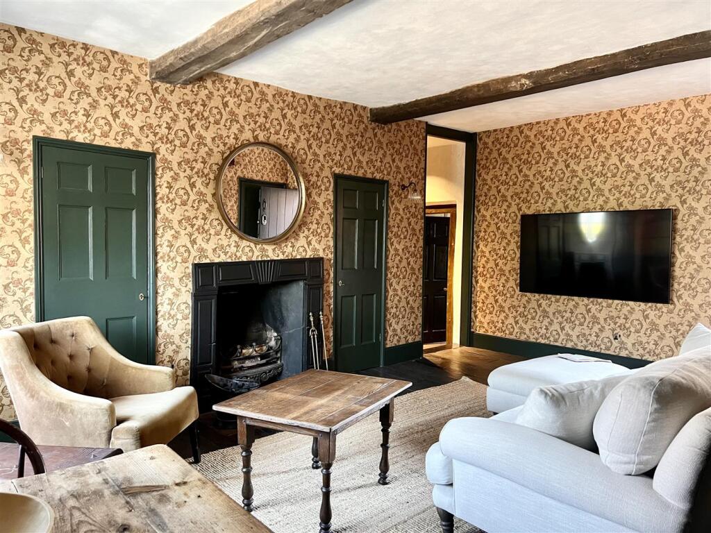 Additional image 14 of First Floor Apartment at High Street, Coleshill, Birmingham
