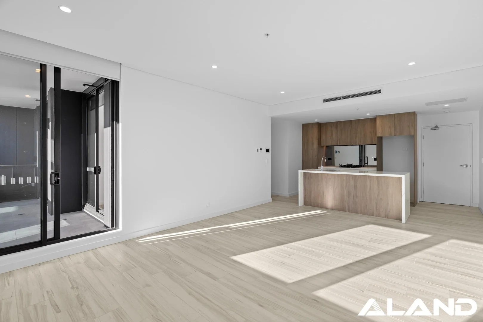 W-1201/108 Donnison Street, Gosford NSW 2250