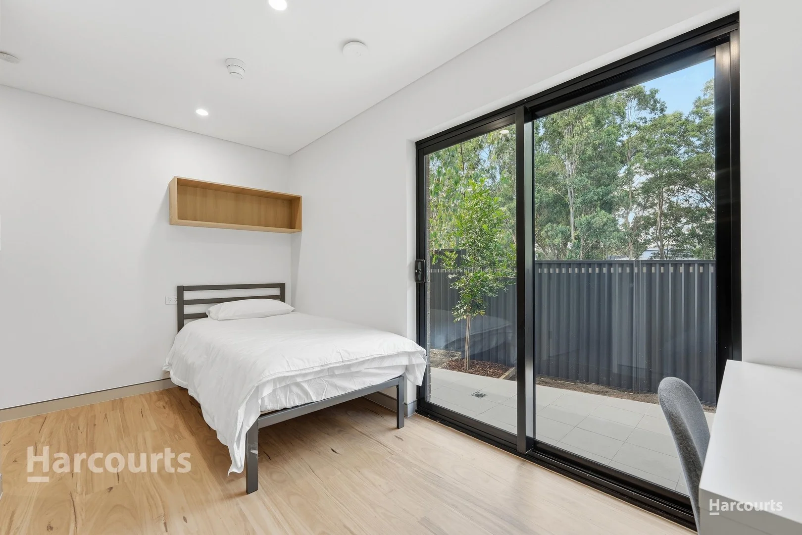 4/55 Mahoney Drive, Campbelltown NSW 2560