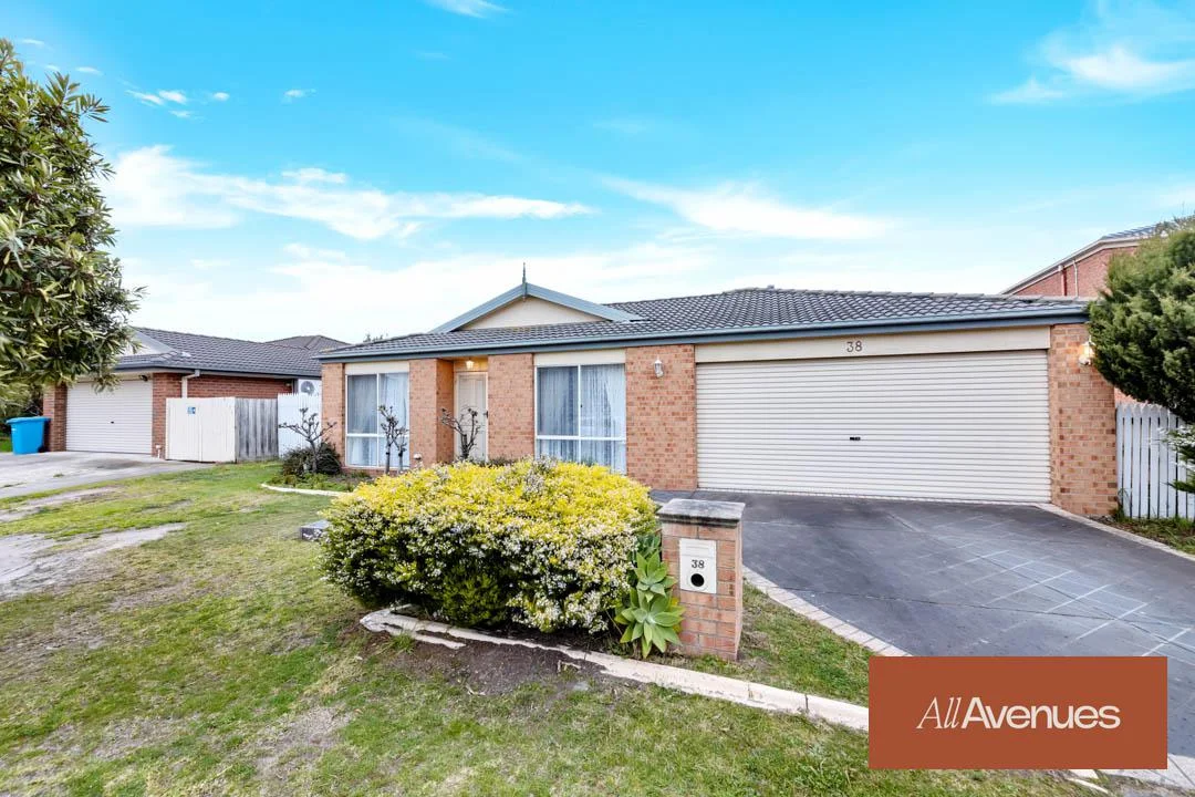 38 Beethoven Drive, Narre Warren South VIC 3805