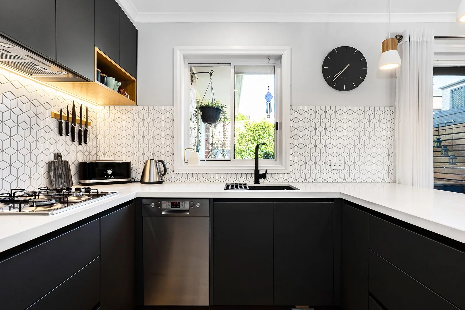 Additional image 4 of 2/13 Kitchener Road, Croydon VIC 3136