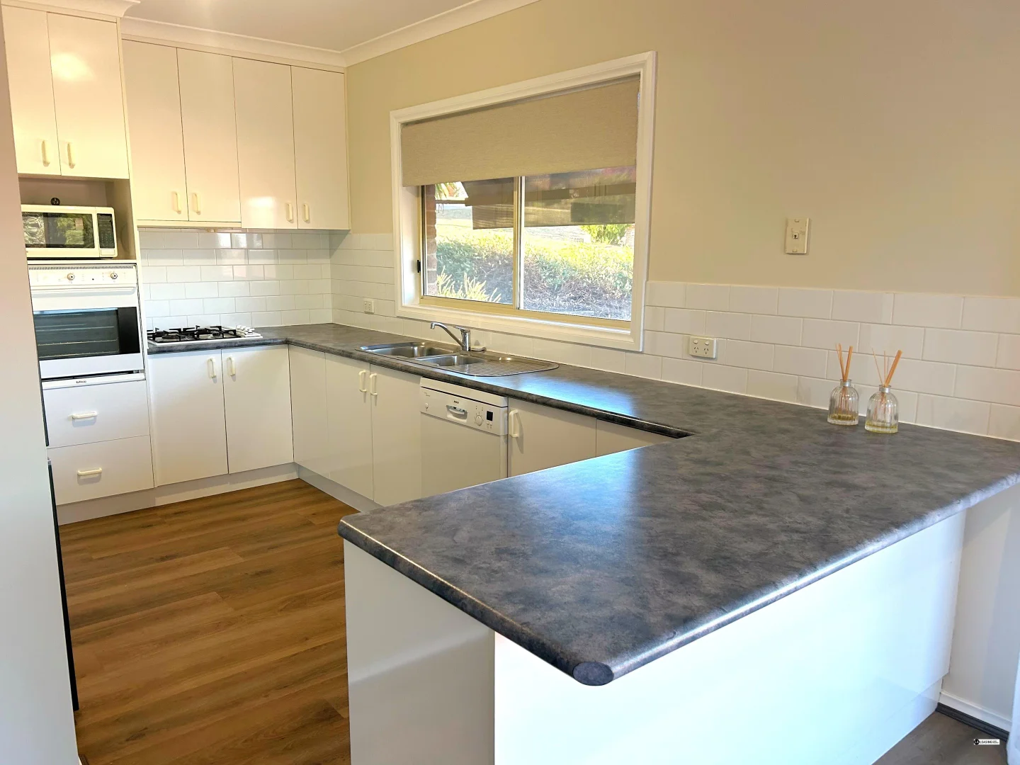 Additional image 3 of 1/11 Southern View Drive, West Albury NSW 2640