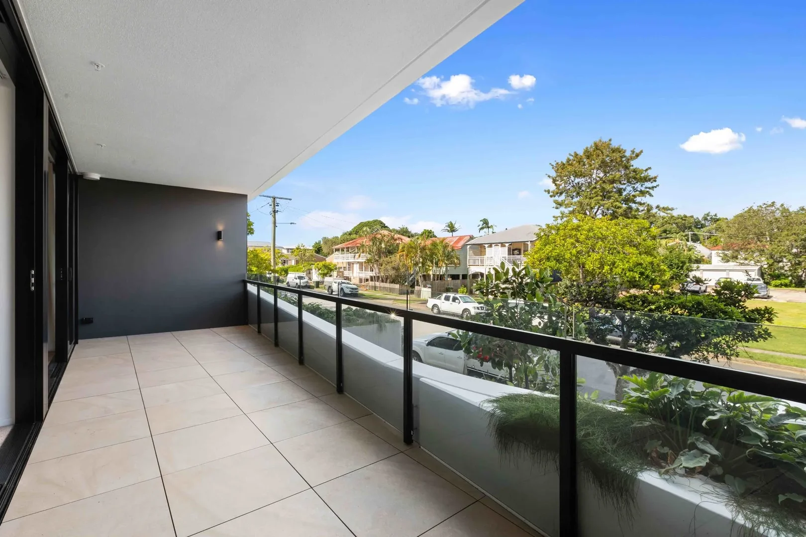 Additional image 8 of 202/117 Chestnut Street, Wynnum QLD 4178