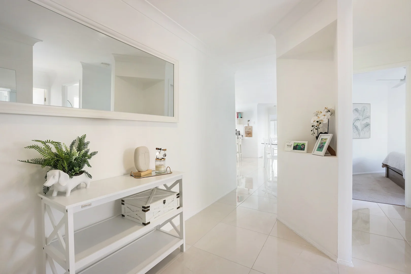 Additional image 2 of 8 Harrow Place, Arundel QLD 4214