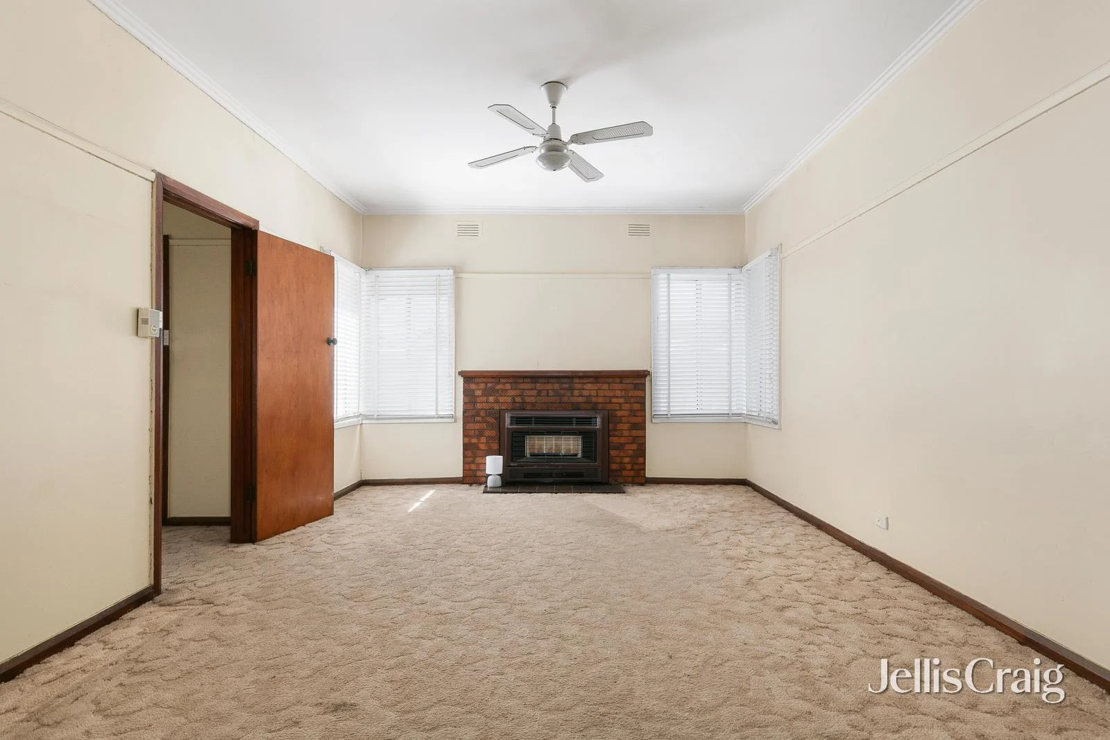 218 Cumberland Road, Pascoe Vale VIC 3044