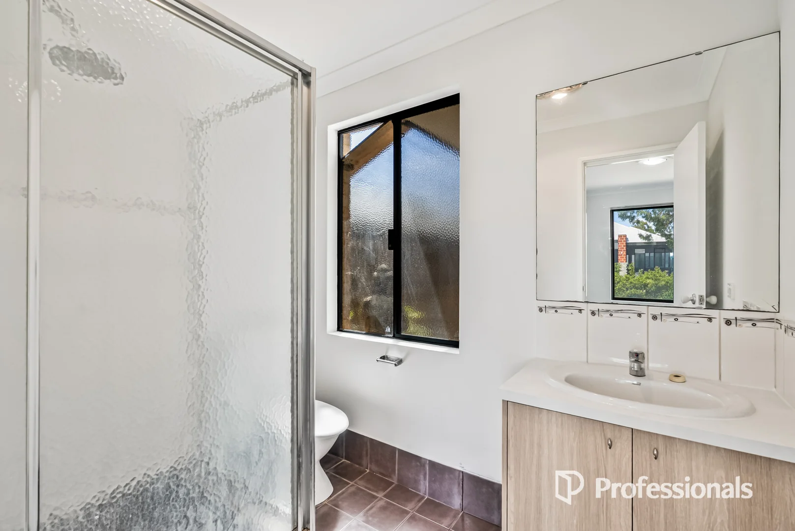 Additional image 9 of 16 Coniston Drive, Ellenbrook WA 6069