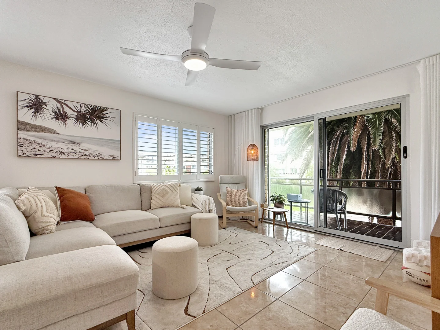 Additional image 3 of Unit 3/2 Moreton Parade, Kings Beach QLD 4551