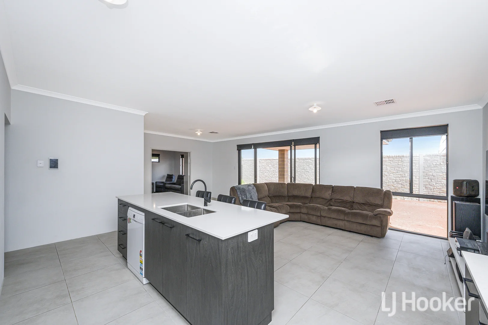 Additional image 5 of 19 Ettakup Way, Midvale WA 6056