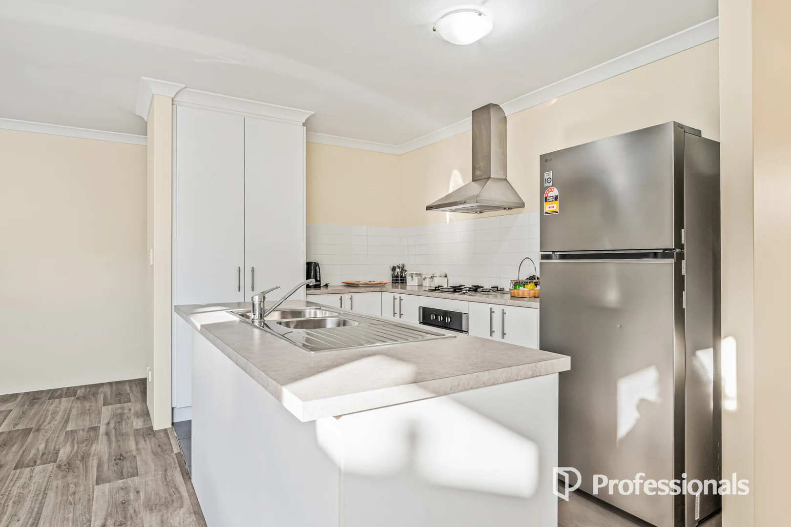 Additional image 10 of 14 Yarran Street, Armadale WA 6112