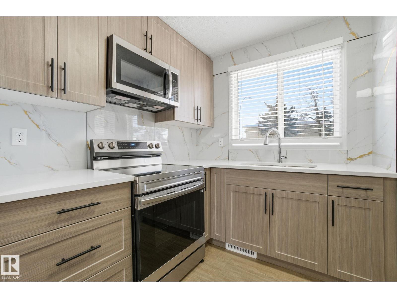 5538 145 Avenue NW, Edmonton, AB, T5A3R3