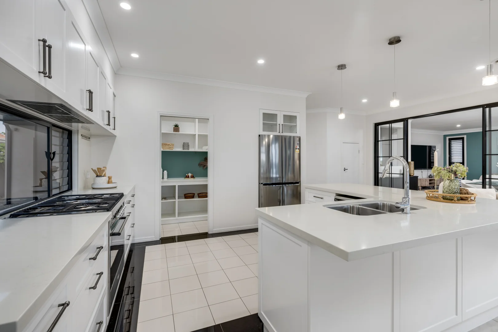 Additional image 10 of 20 Calmwater Crescent, Helensvale QLD 4212