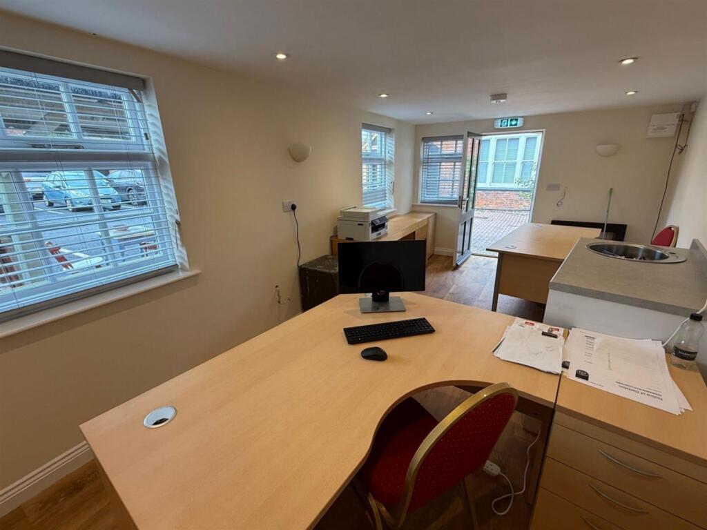 Additional image 3 of Swan Street, Alcester B49 5DP