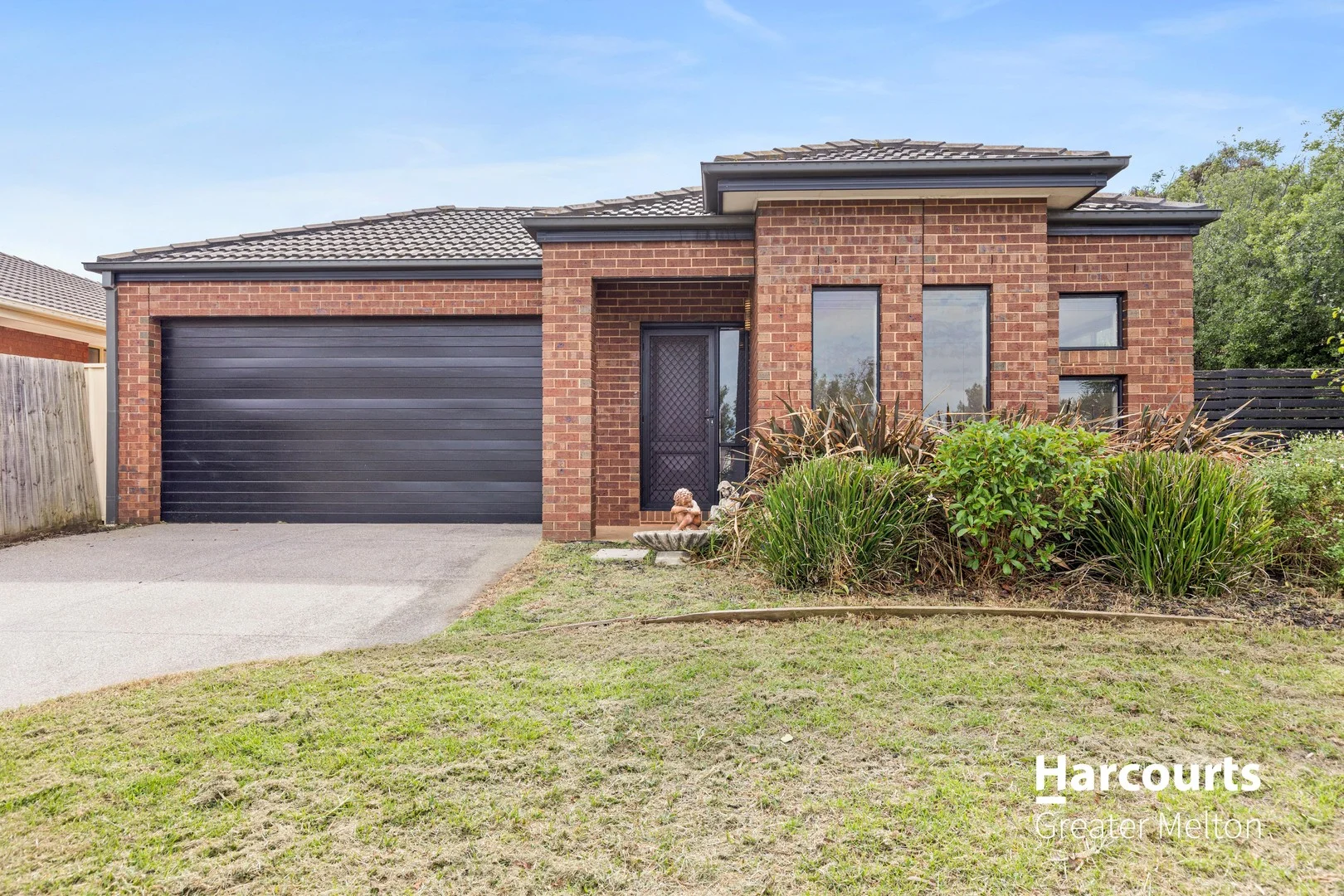 8 Merrijig Court, Kurunjang VIC 3337