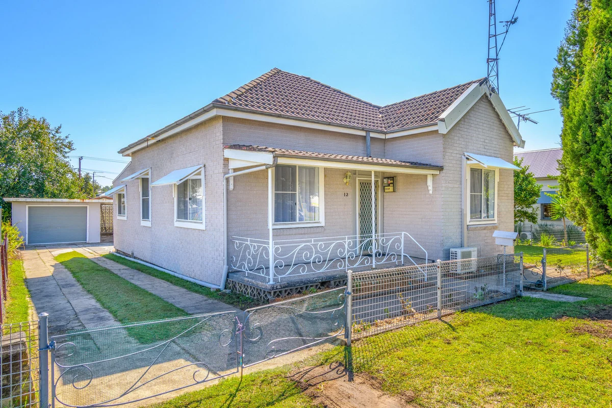 12 Edgeworth Street, Cessnock NSW 2325