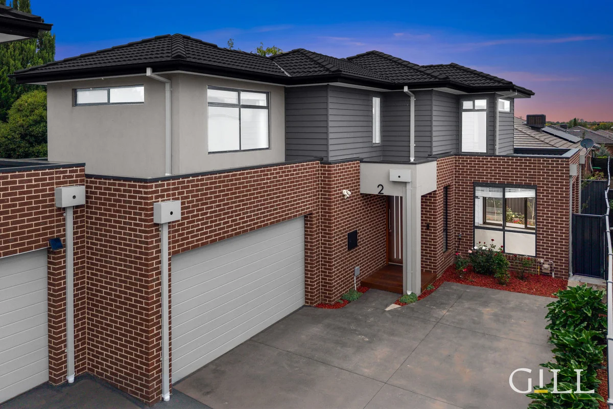 2/11 Pettit Close, Berwick VIC 3806