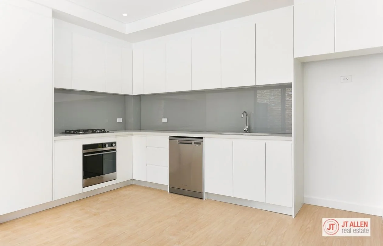 12/8-10 Cowper Street, Marrickville NSW 2204