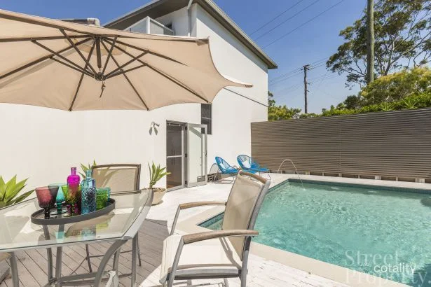 31 Stuart Street, Kotara South NSW 2289