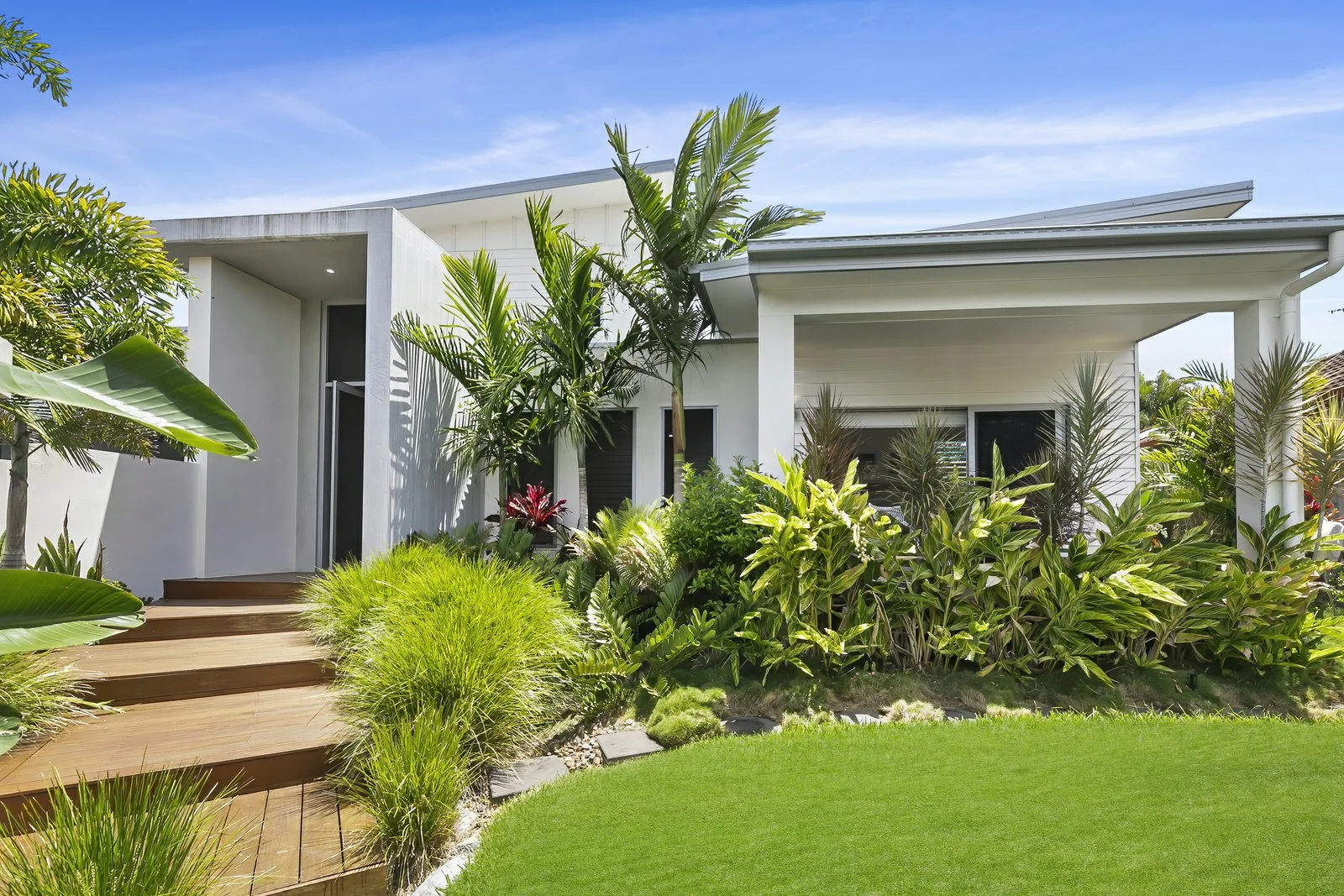 Additional image 2 of 10 Sundown Court, Sunrise Beach QLD 4567