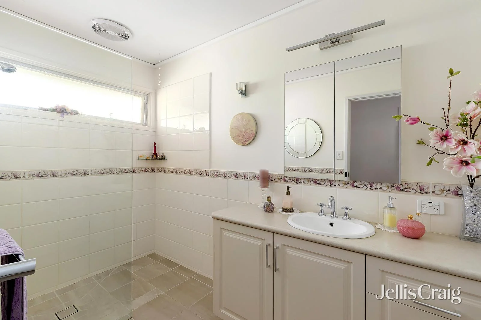 Additional image 11 of 10 Novello Court, Eltham VIC 3095