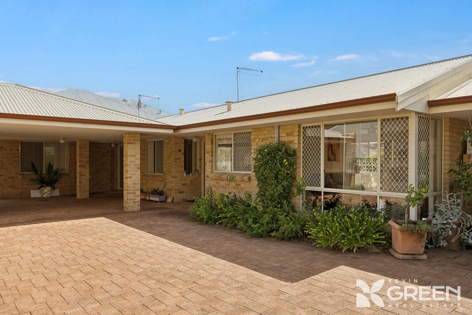 2/60 Sutton Street, Mandurah WA 6210