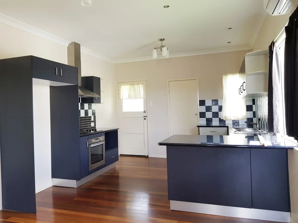 44 Christensen Crescent, Maryborough QLD 4650 photo 3