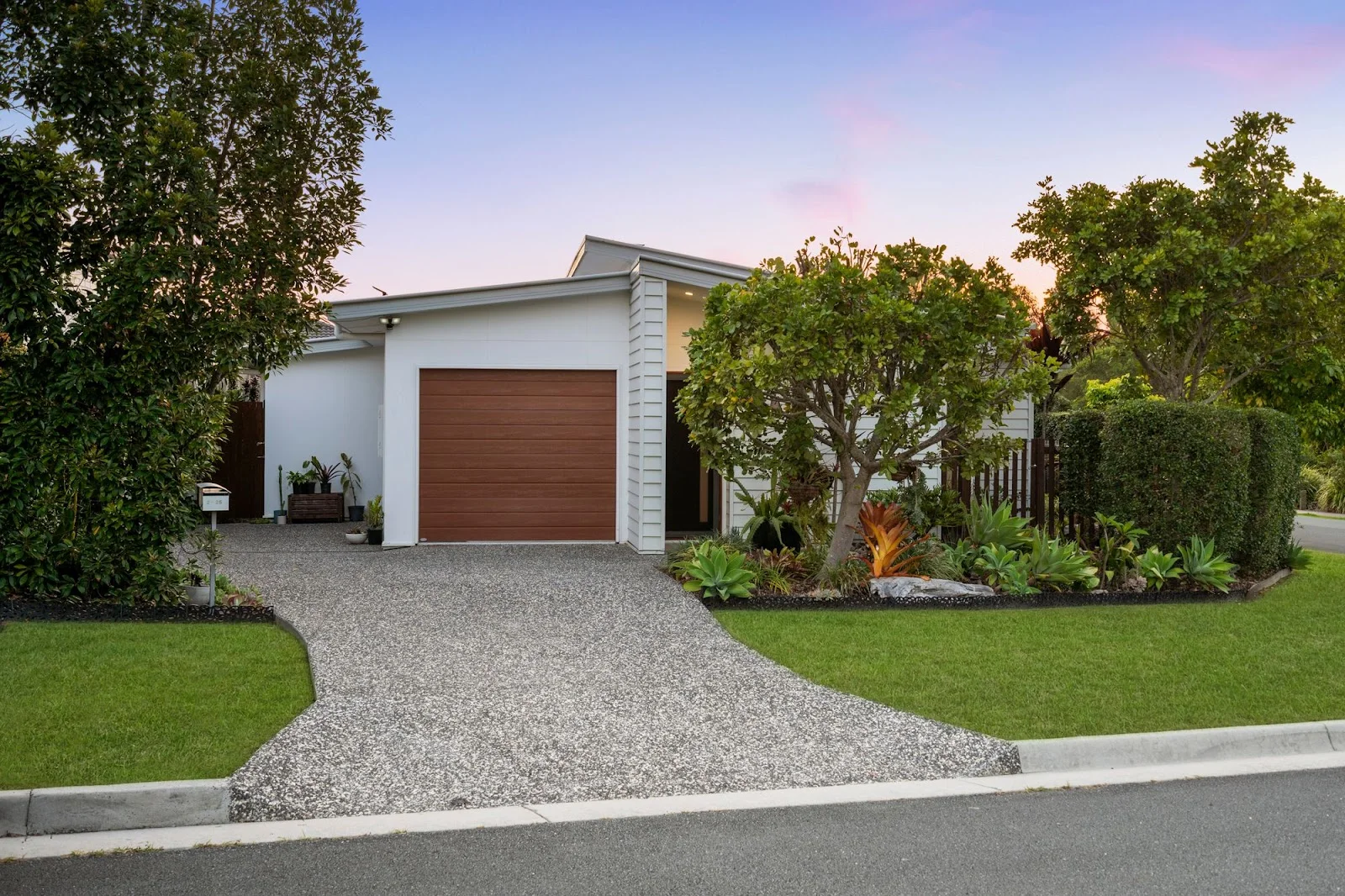 2/25 Salzburg Road, Pimpama QLD 4209
