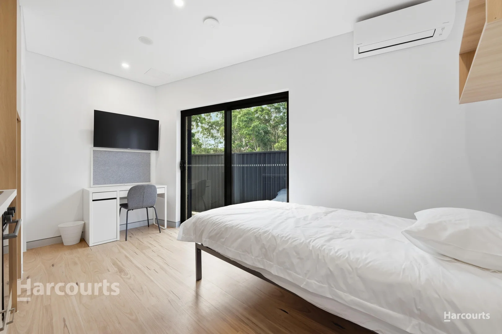 Additional image 7 of 4/55 Mahoney Drive, Campbelltown NSW 2560