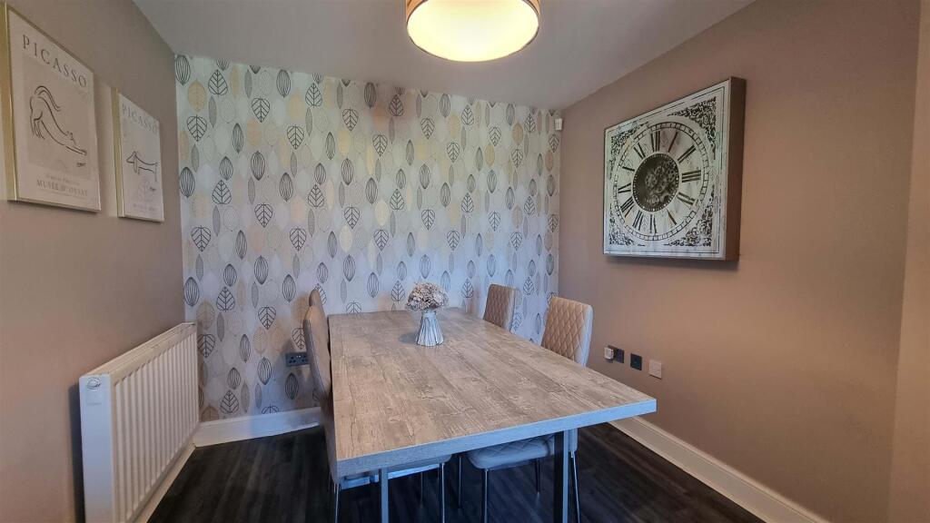 Burnham Road, Wythall photo 4